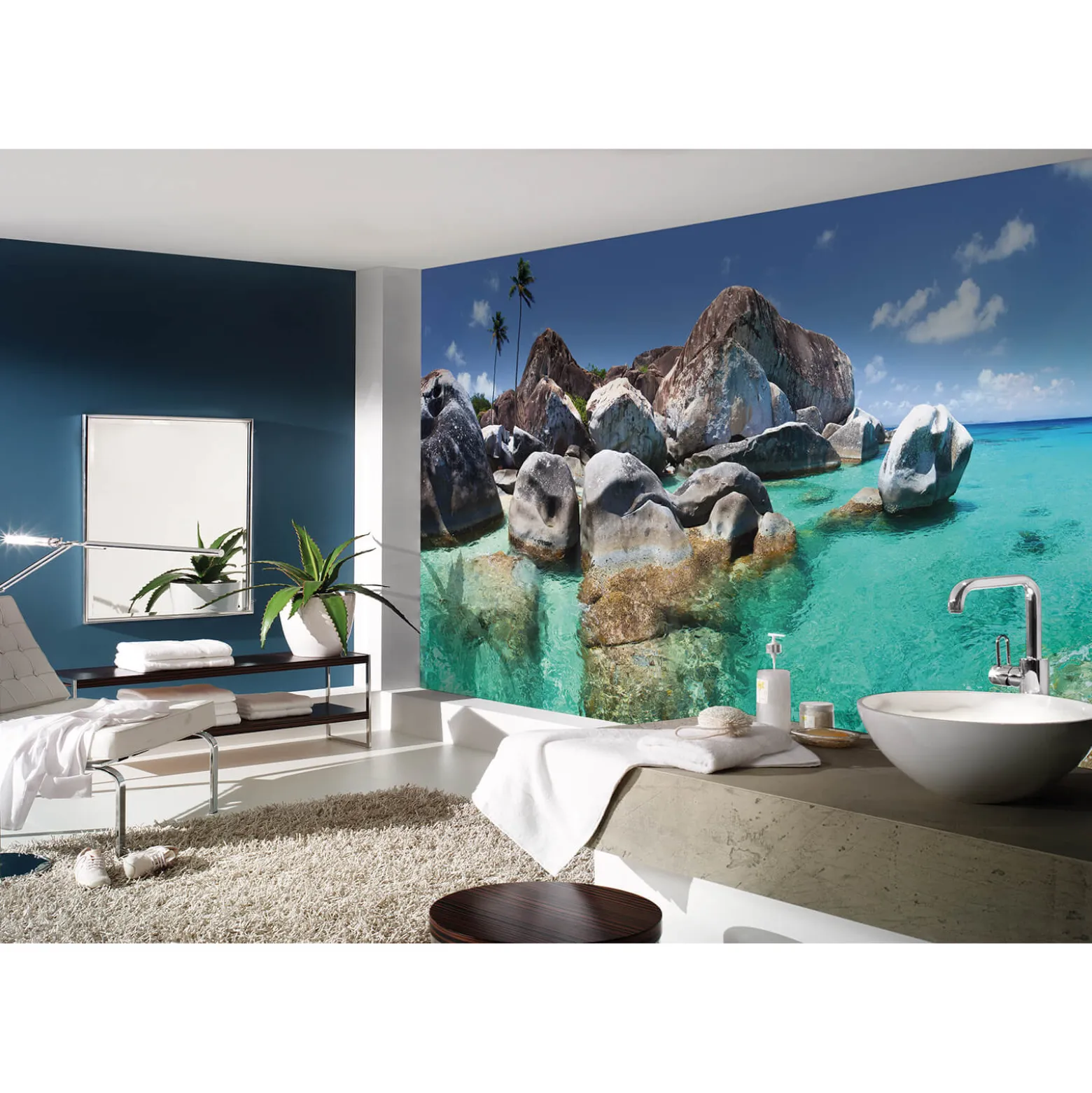 Fototapete Vlies Meer Felsen Palmen blau braun
