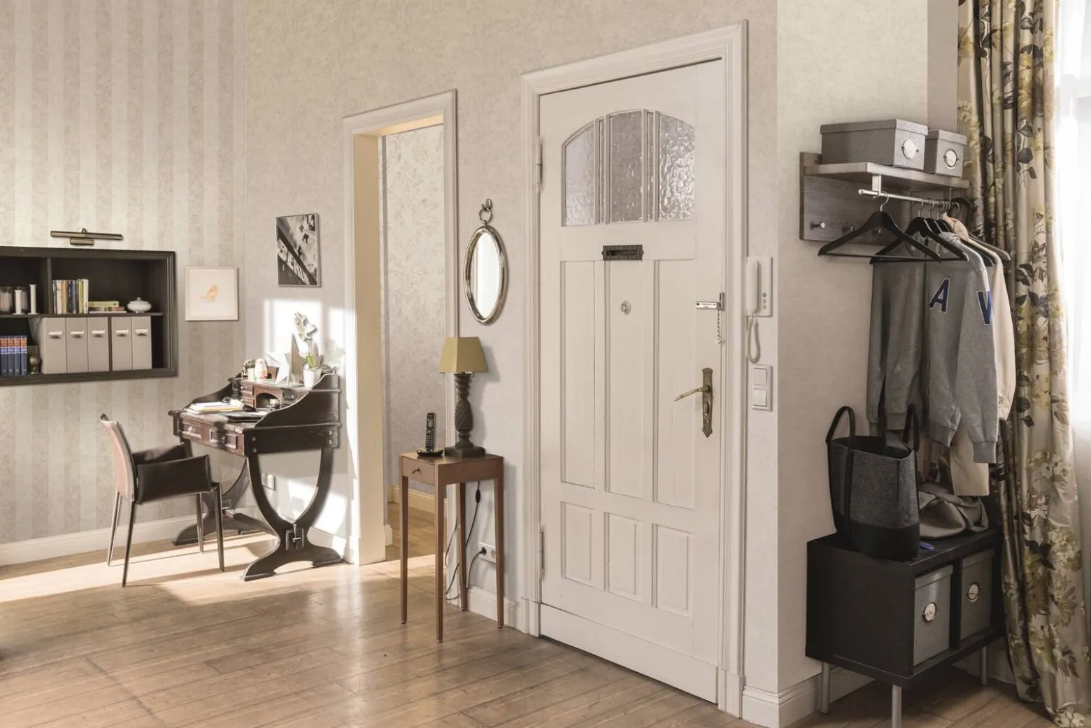GZSZ Vliestapete Streifen Shabby Beige Metallic 34818