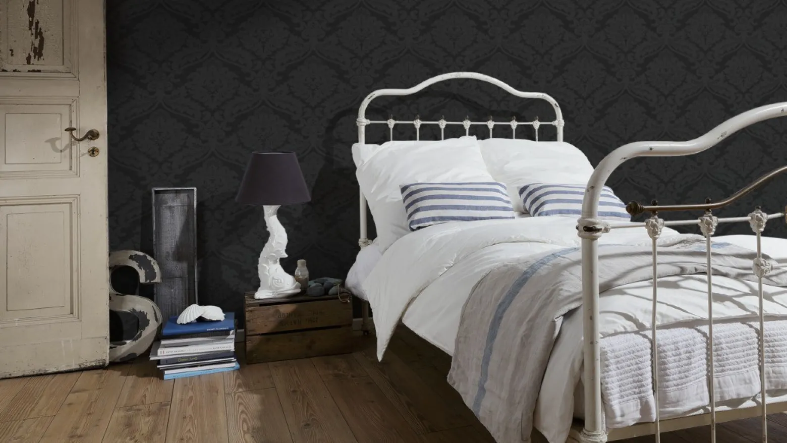 Retro Barock Tapete Black & White 5526-31 schwarz