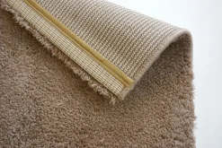 Teppich flauschig einfarbig braun Hochflor Astra Salerno