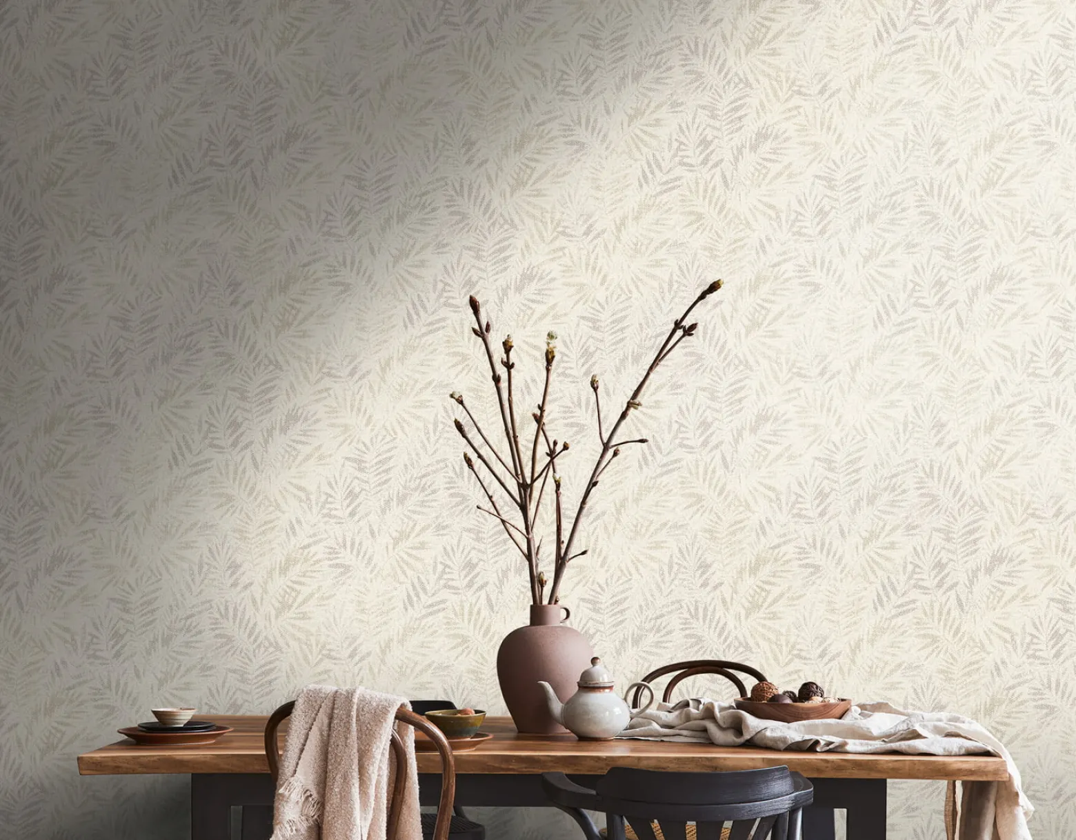 Vliestapete Blätter Farne Metallic Creme Silber 39120-2