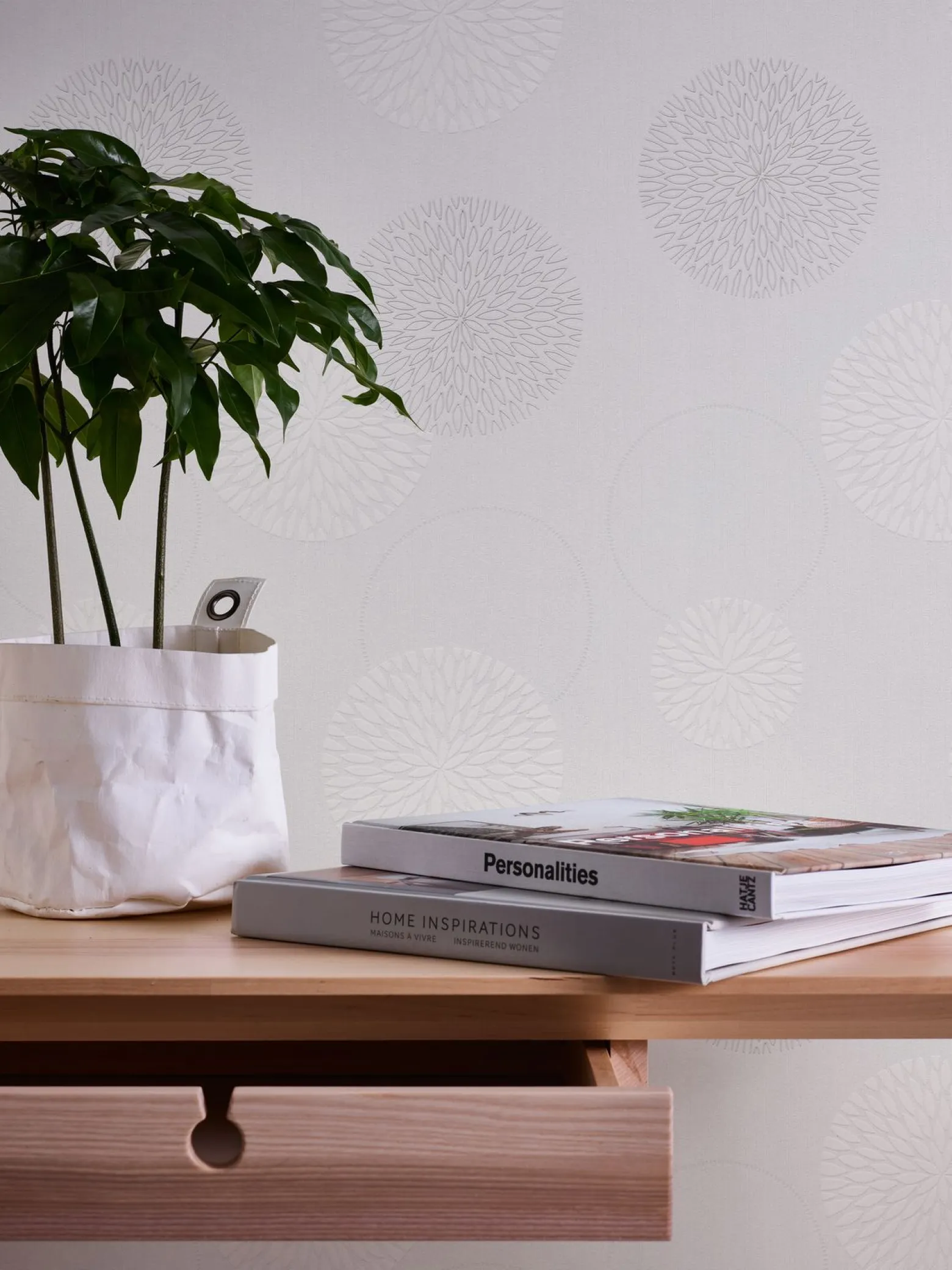 Vliestapete Blumen Kreis Spot weißgrau 93792-2