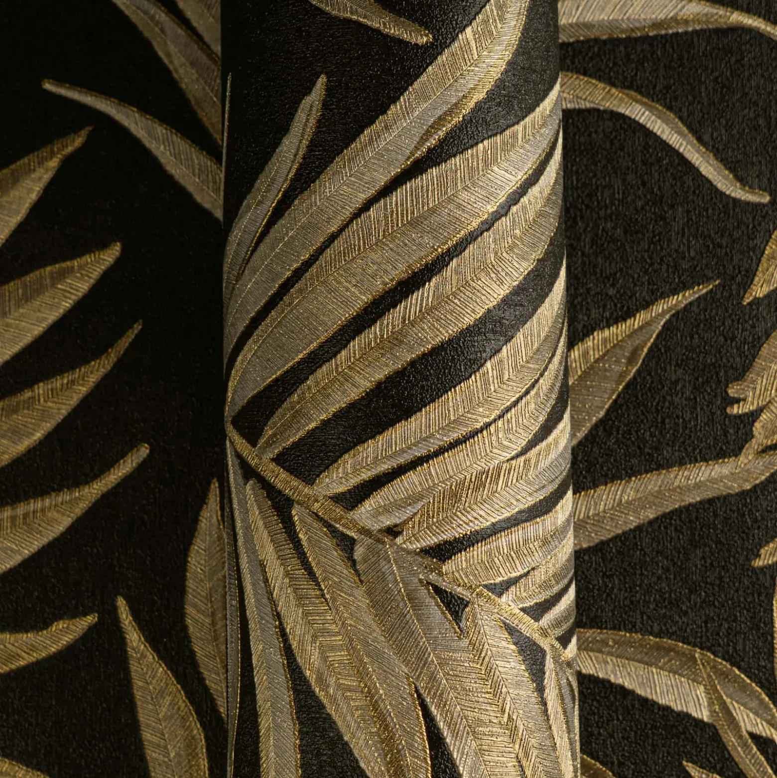 Vliestapete Dschungel Blätter Schwarz Gold Metallic 79108-6