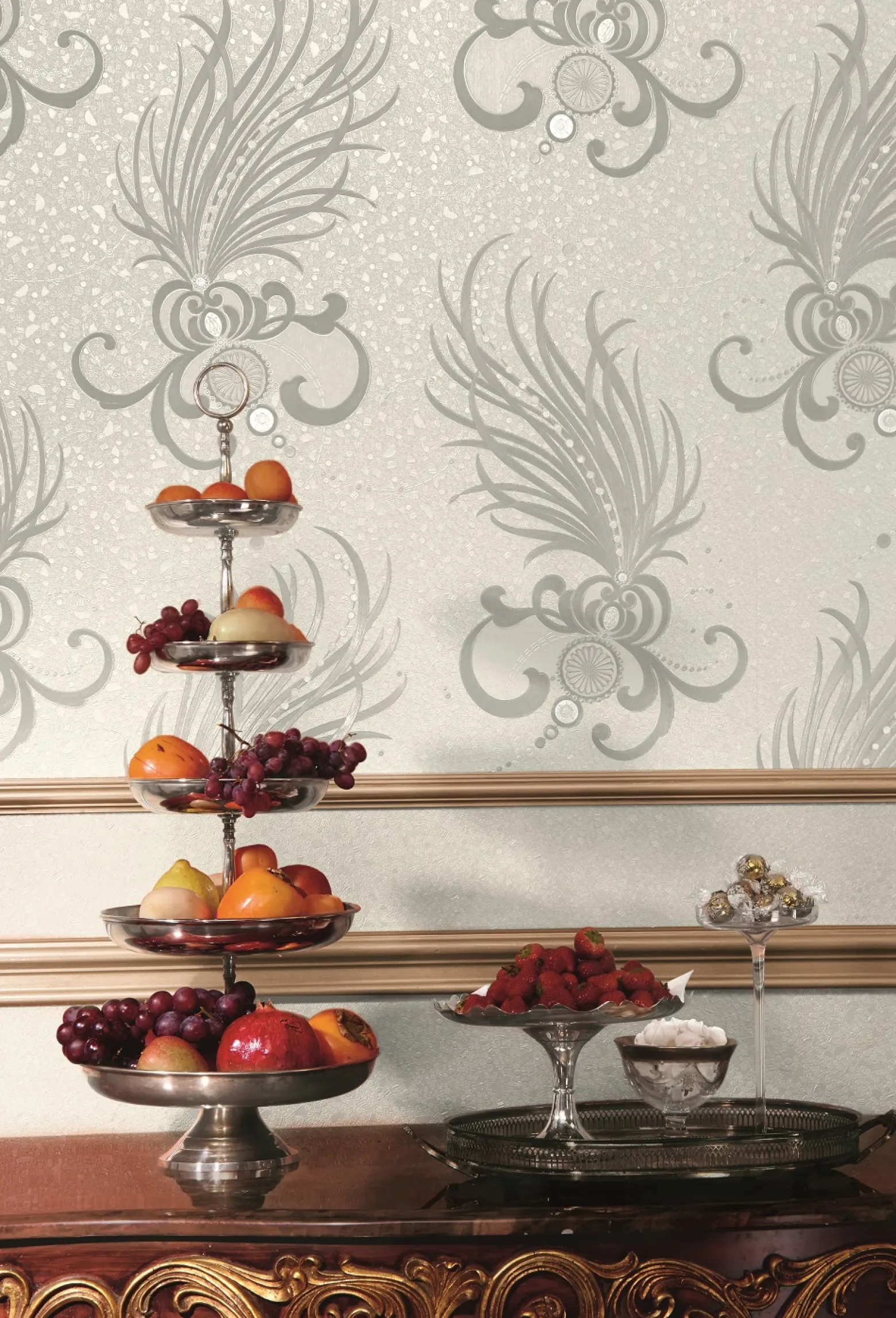 Vliestapete Glööckler Ornament Federn weiß Metallic 54847