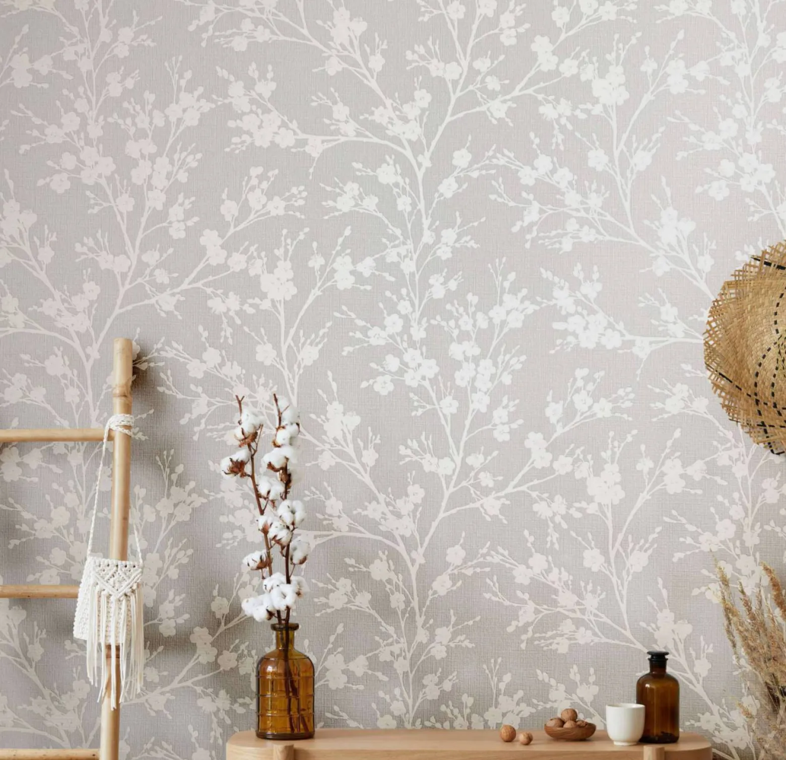 Vliestapete Ivy Struktur Blumen Beige 82314 Novamur