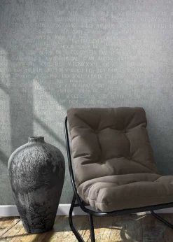 Vliestapete Putz Optik Schrift Grau Weiß Metallic 82366