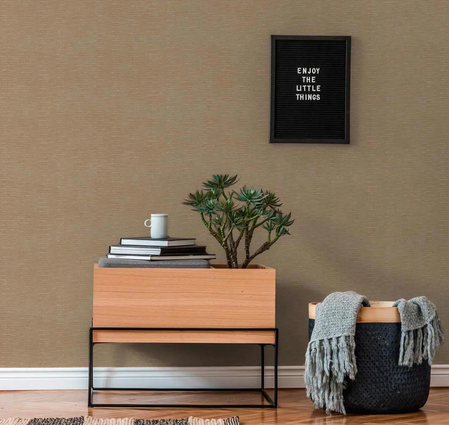 Vliestapete Struktur Linien Beige Gold Metallic 38597-1