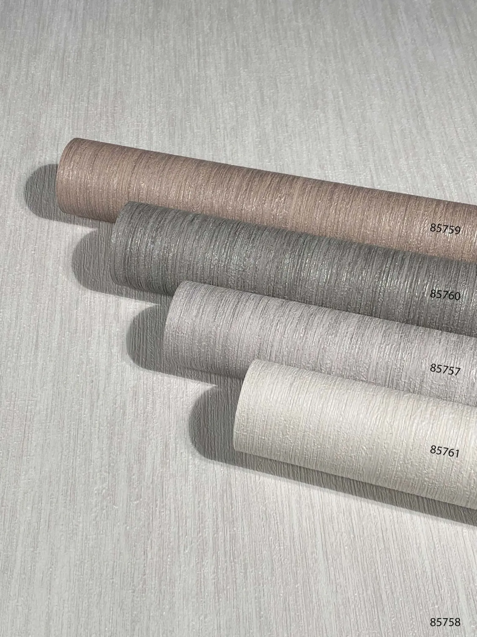 Vliestapete Uni Meliert hellgrau silber Metallic 85757