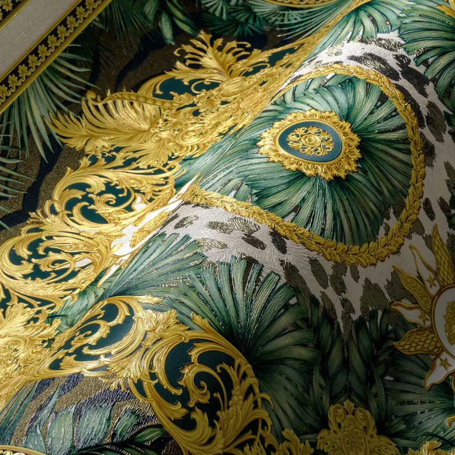 Vliestapete Versace Grün Gold Dschungel 38703-4